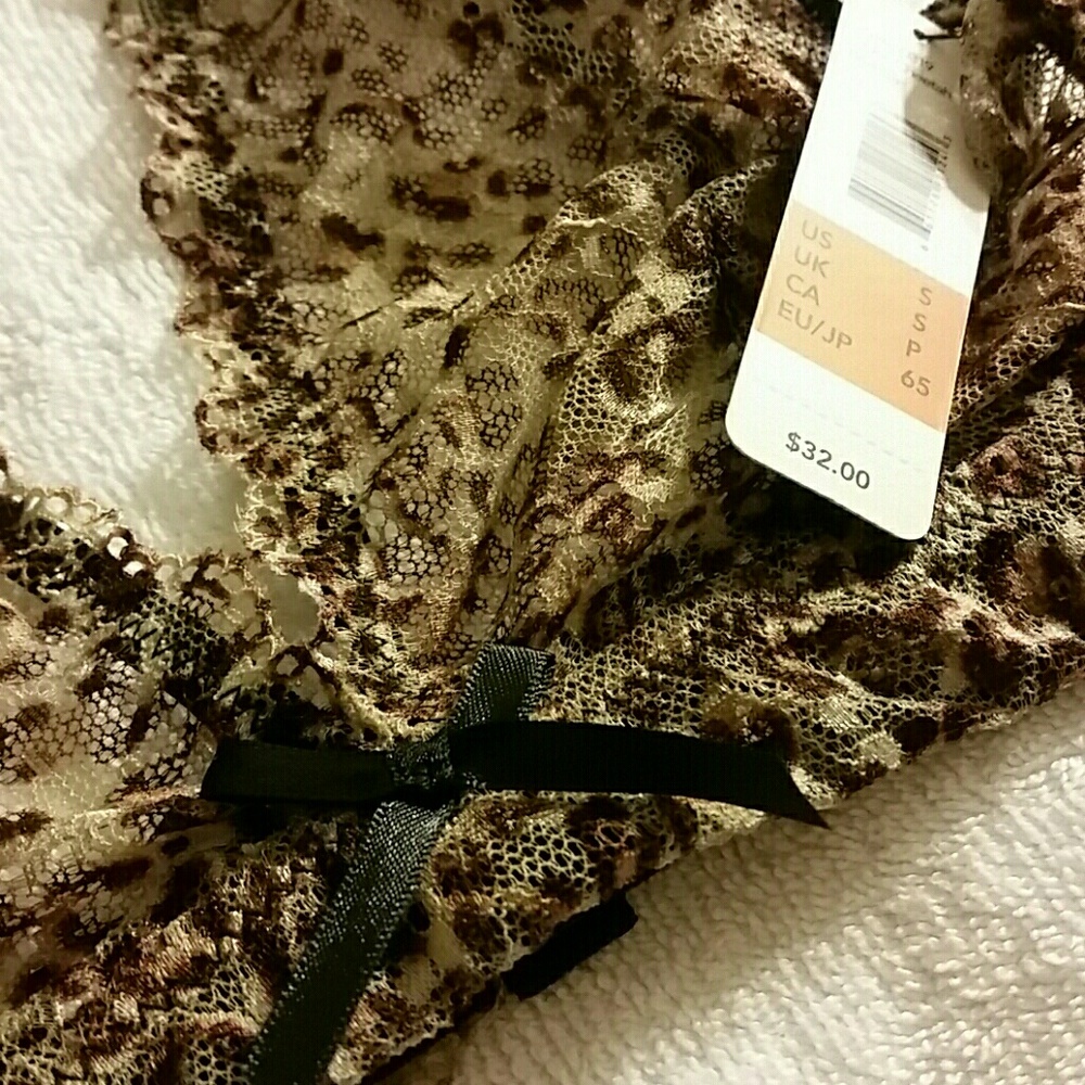 BRAND NEW SAM EDELMAN BRALETTE SIZE S - Picture 4 of 5